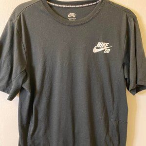 Nike Men Black Scoop T-Shirt